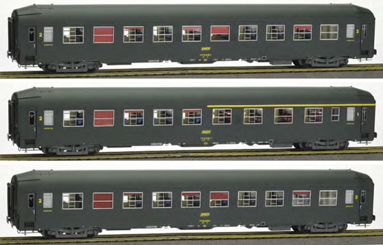 REE Modeles VB-224 - French SNCF Coach Set of three UIC Sleeping Cars TH (2 x B9c9x + 1 A4c4B5c5x), Green 301, Yellow Lo